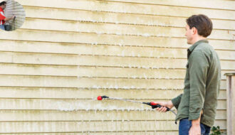 how to remove mold from house siding
