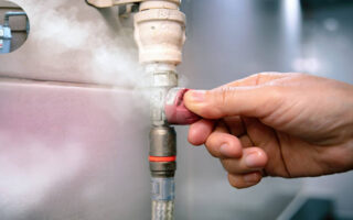 how to turn off gas line in house