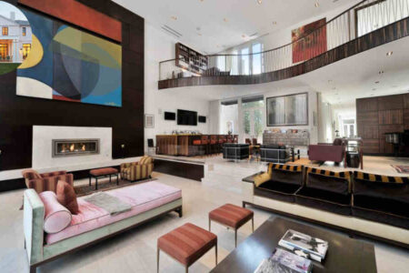 how many windows are in a 10000 square foot house