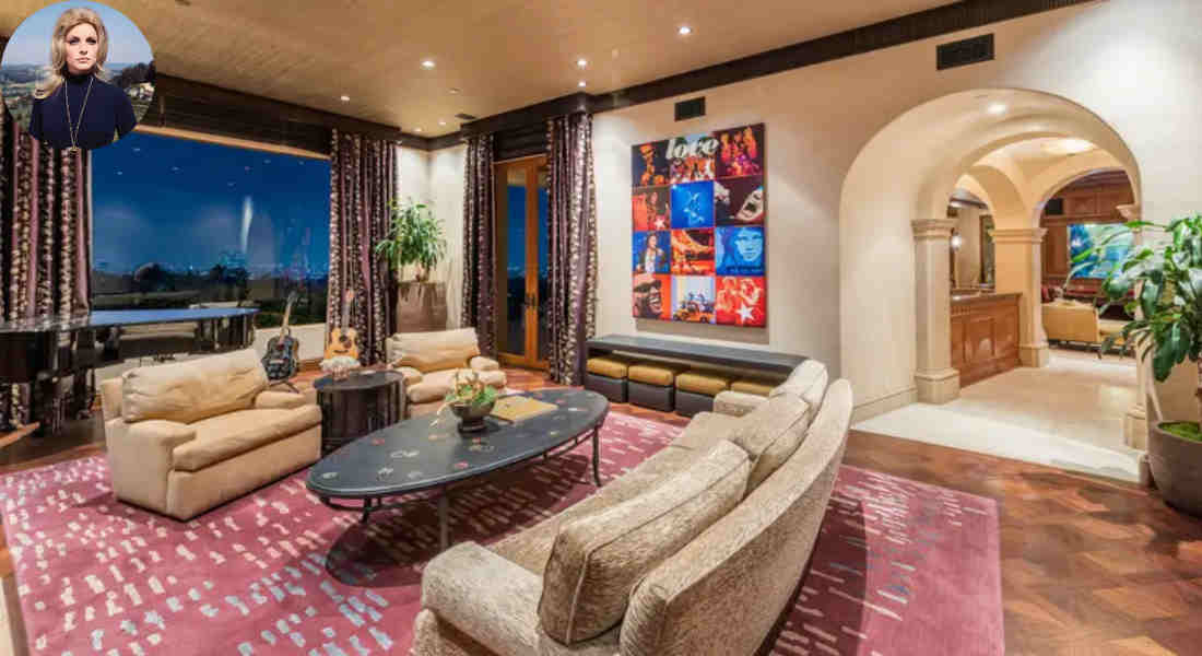 who lives in sharon tate's house now