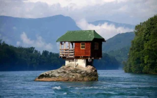 what is the crazy house