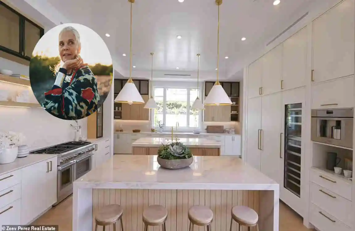 Ali MacGraw House