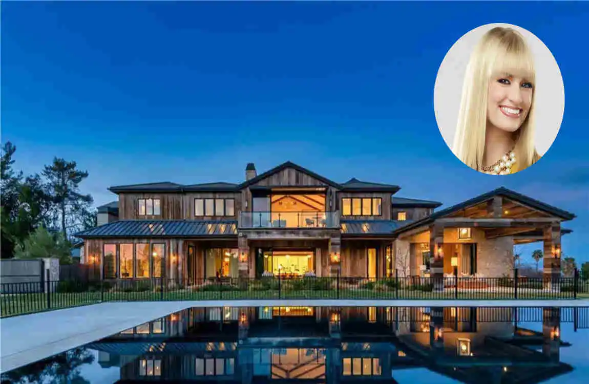 Beth Behrs House Photos