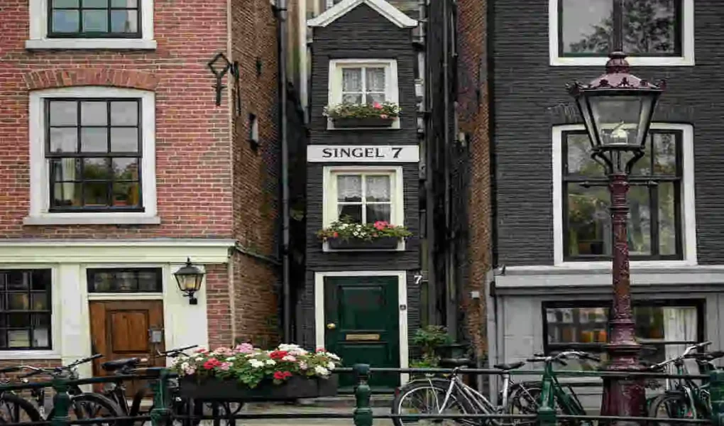amsterdam narrowest house