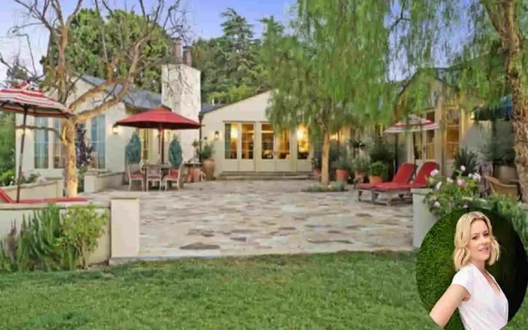 Elizabeth Banks' House