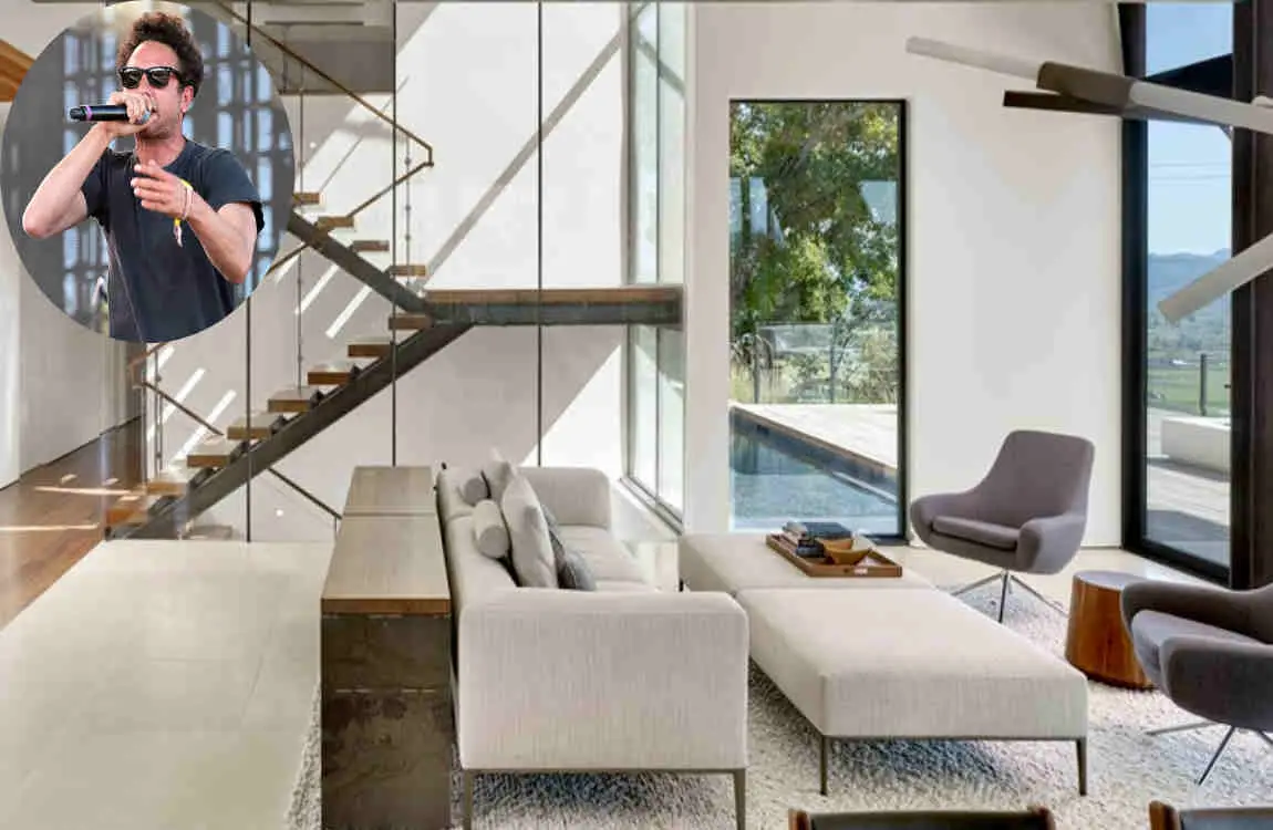 Zack Dela Houses