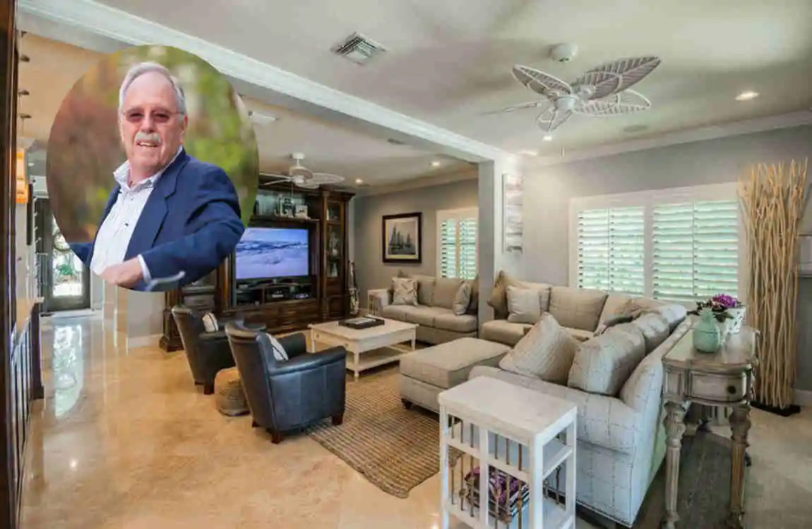  James Sinegal  home
