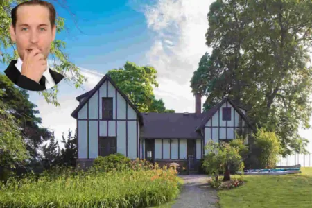 Nick Carraway's House