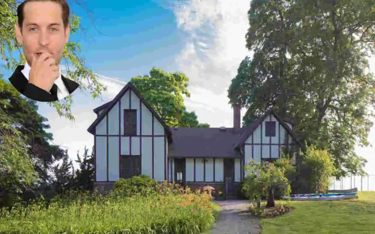 Nick Carraway's House