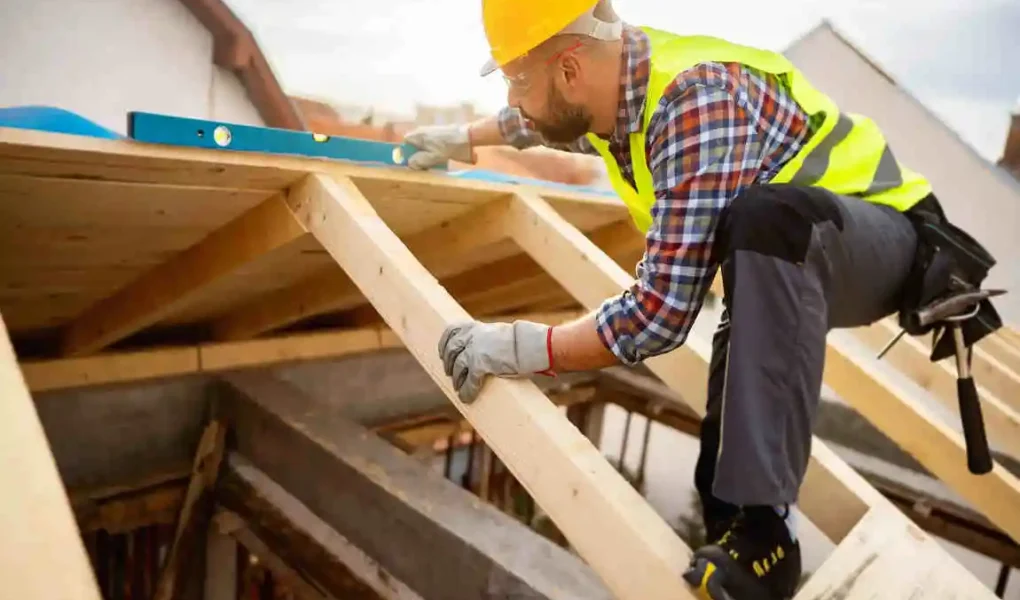What Kind of Insurance Should a Roofing Contractor Have for Your Home? Top Coverage Essentials