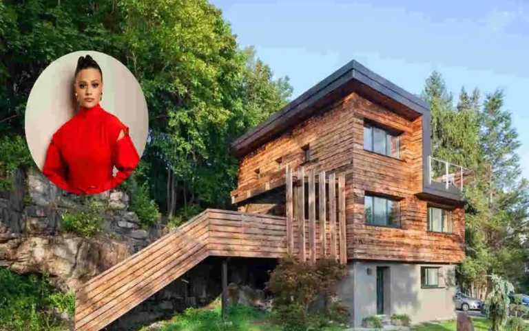 Sarah Jeffery House