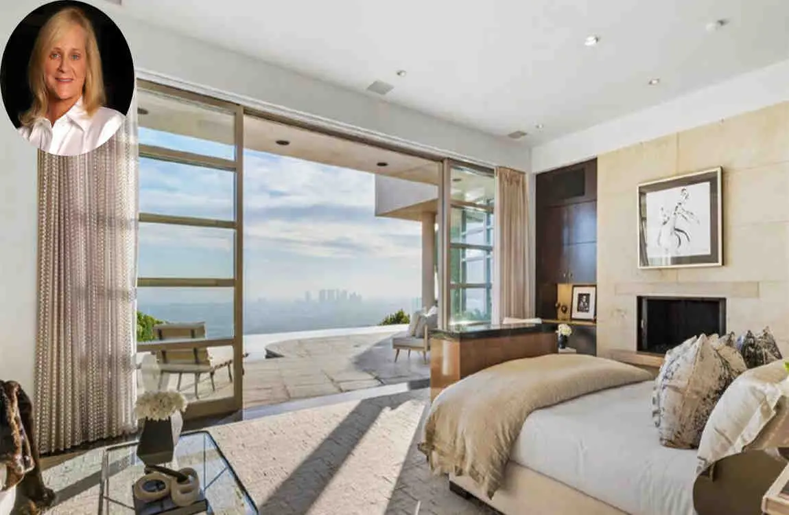 Nancy Walton Laurie House