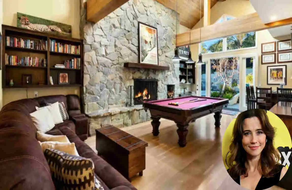 Linda Cardellini's house