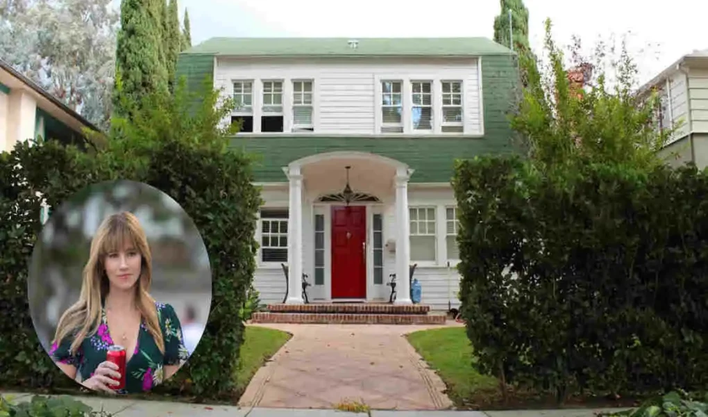 Linda Cardellini House