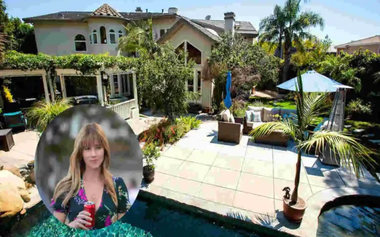 Linda Cardellini House