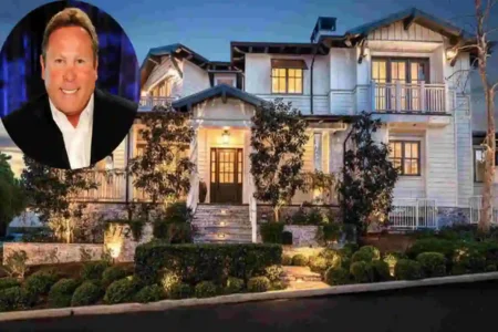 Stephen Cloobeck house