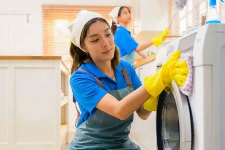 Should I Tip House Cleaners