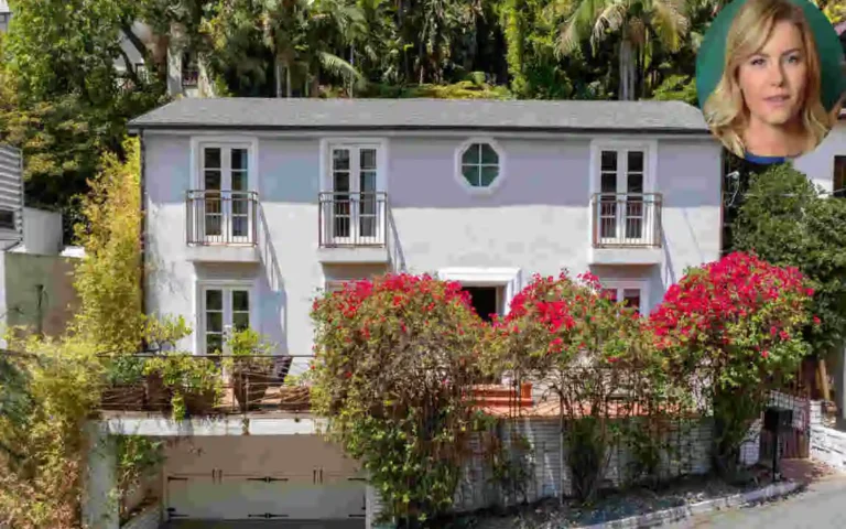 Elisha Cuthbert's House