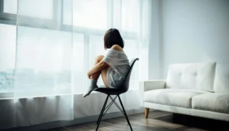 The Relaxation Mistakes That Keep People Feeling Mentally Drained at Home