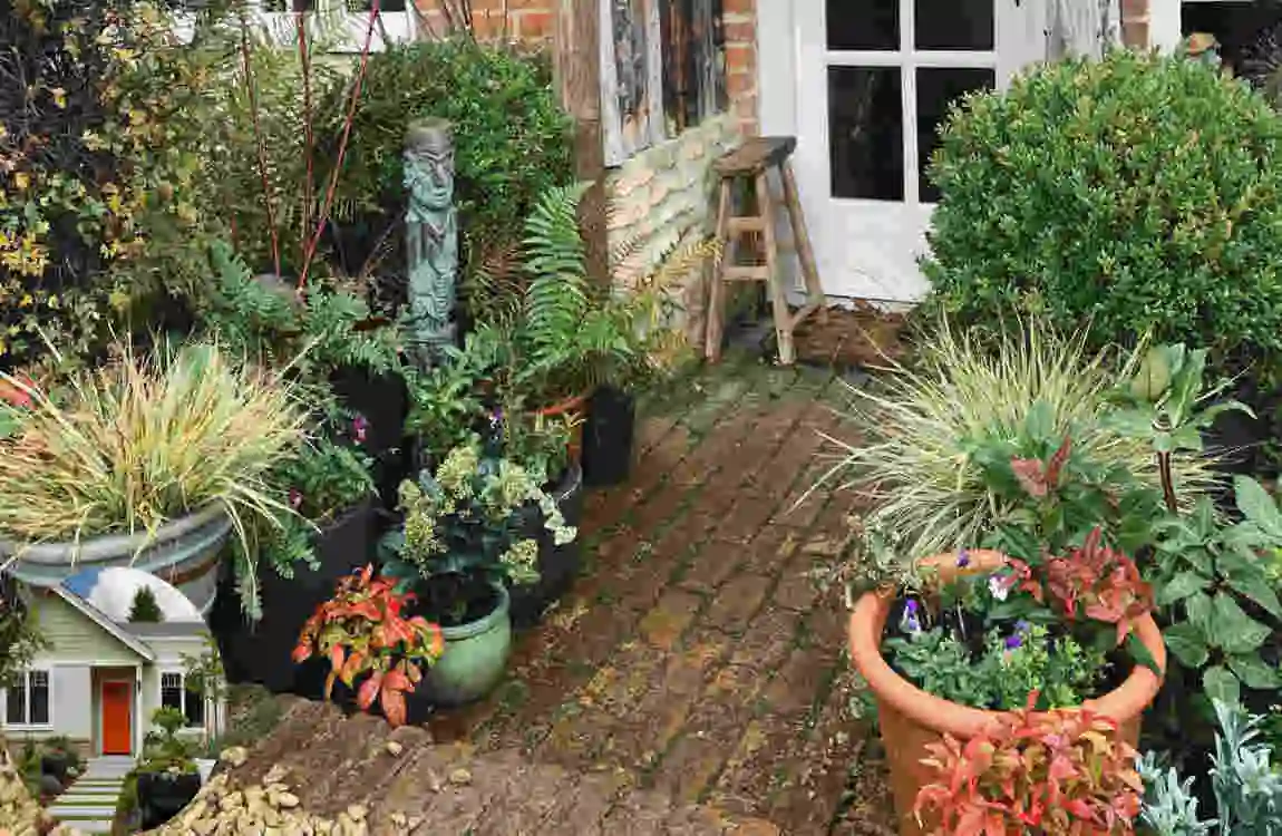 front house planters