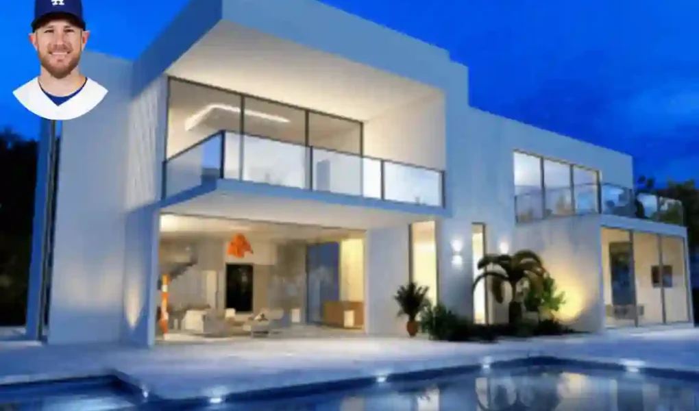 Max Muncy House