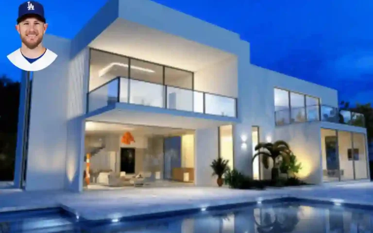 Max Muncy House