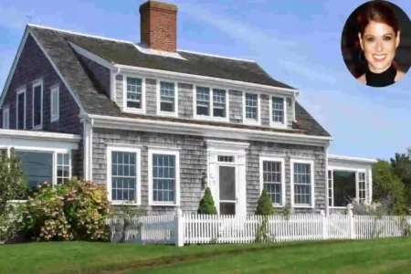 Debra Messing House