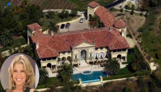 Vanna White House