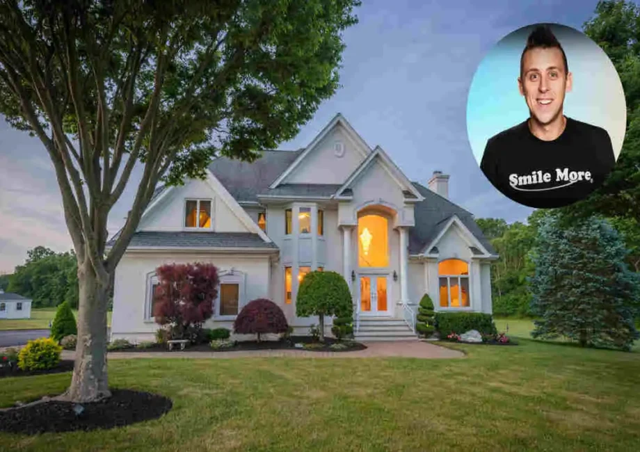 Roman Atwood House